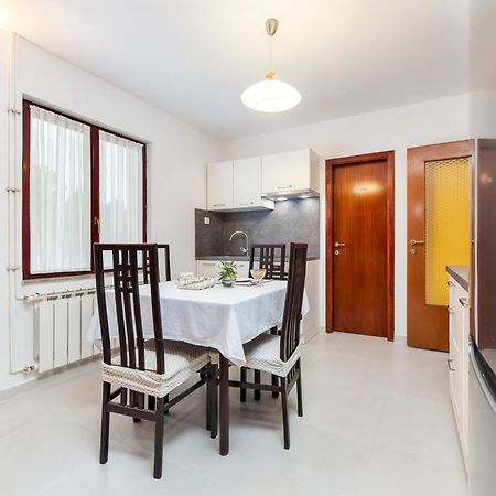 Apartments Carmelo 로비니 외부 사진