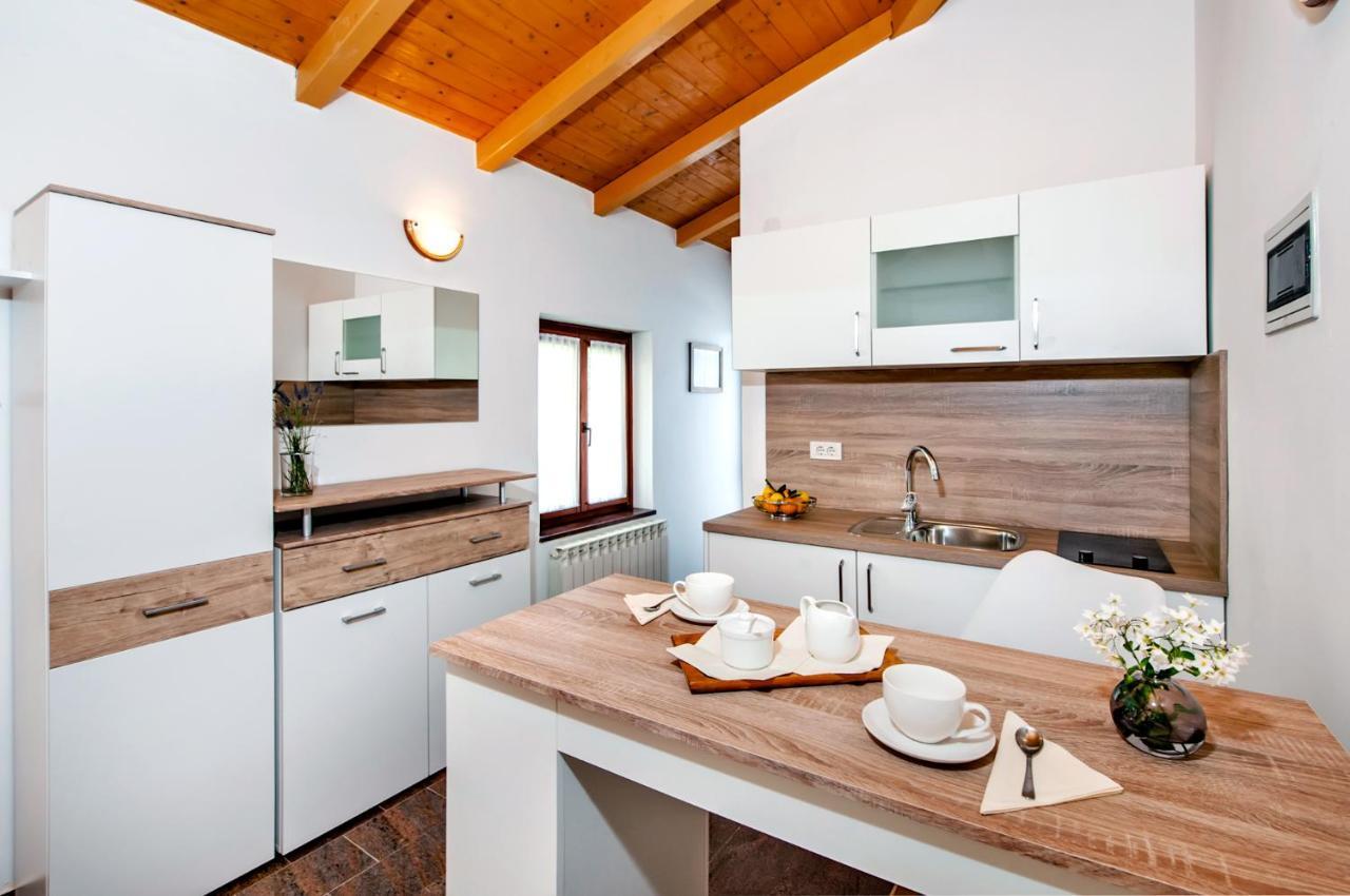 Apartments Carmelo 로비니 외부 사진