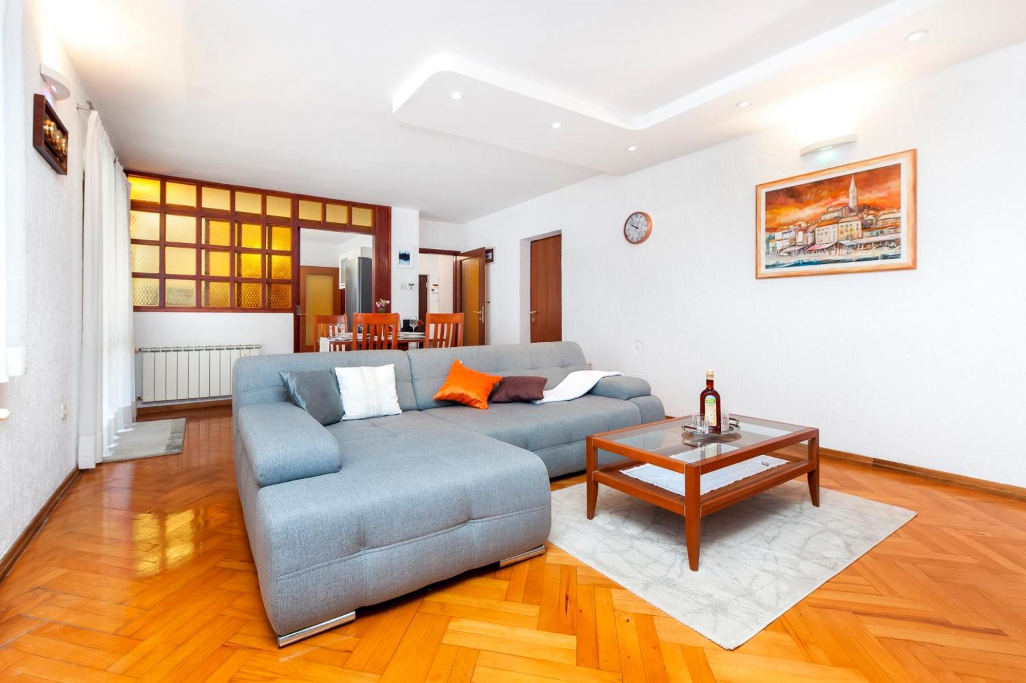 Apartments Carmelo 로비니 외부 사진
