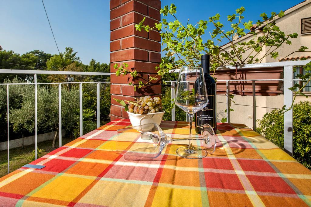 Apartments Carmelo 로비니 외부 사진